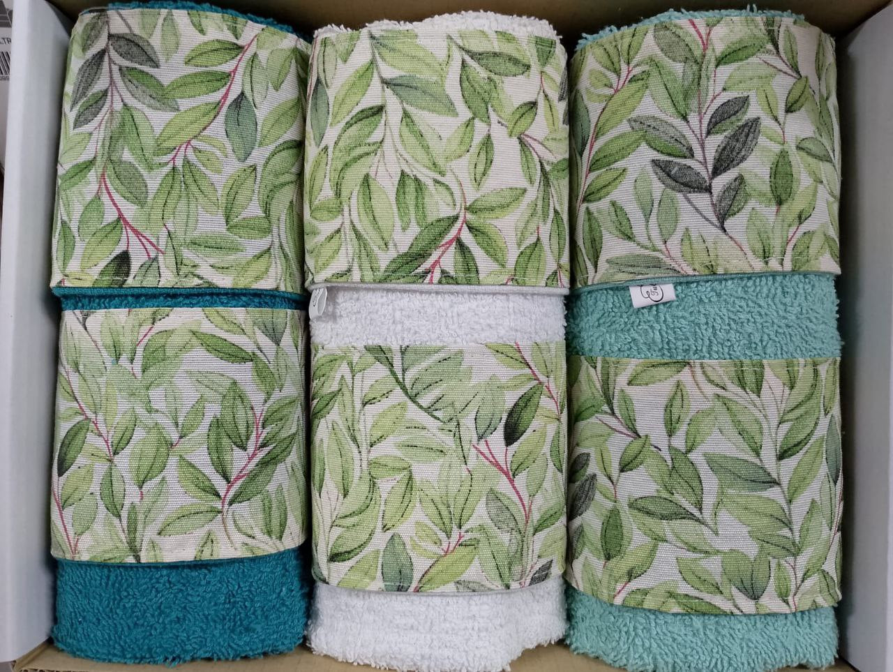 Set asciugamani 3 più 3 ospiti.