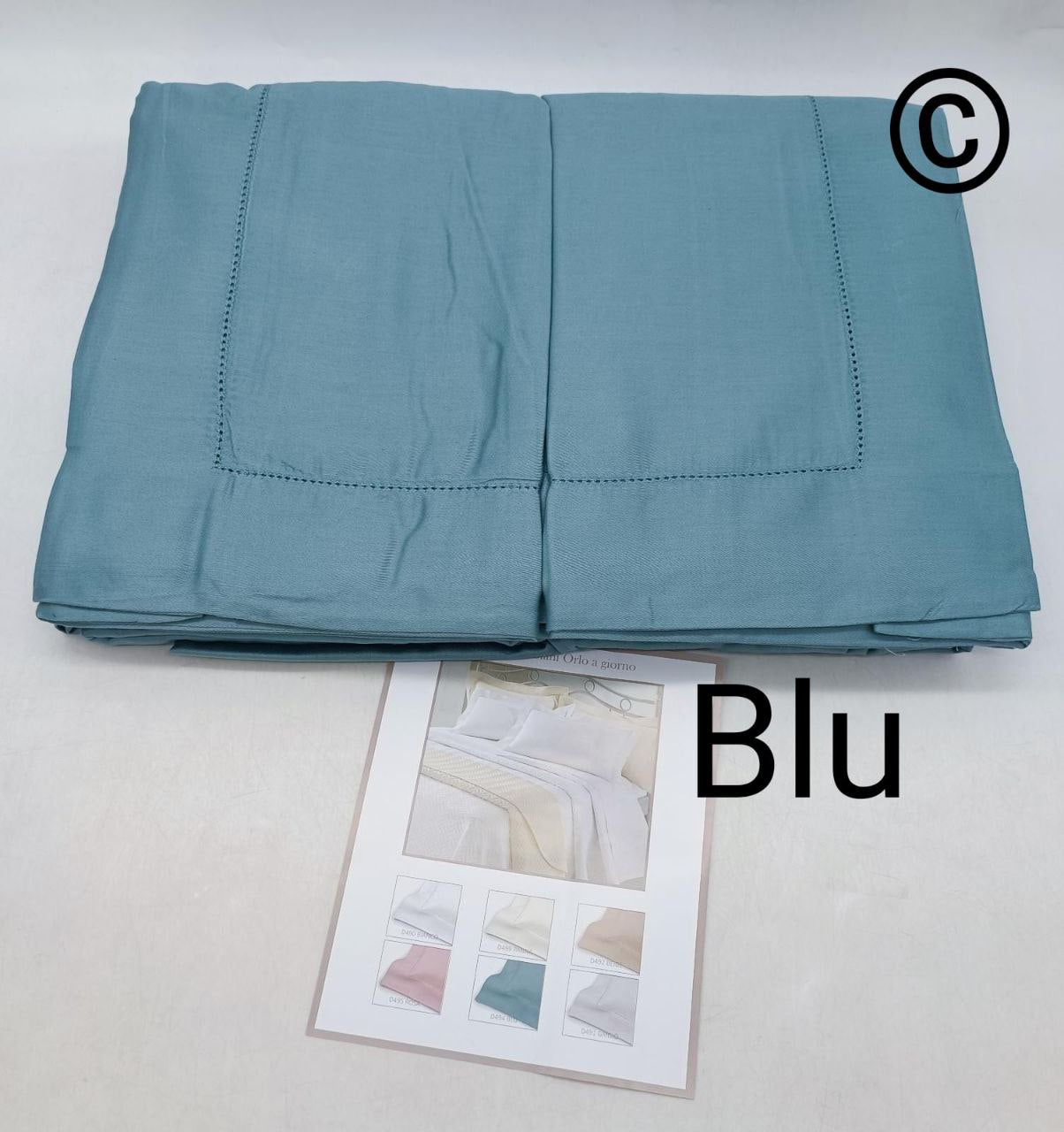 Completo Lenzuola Matrimoniale in Raso di Puro Cotone: L'Eleganza Italiana per la Tua Camera da Letto