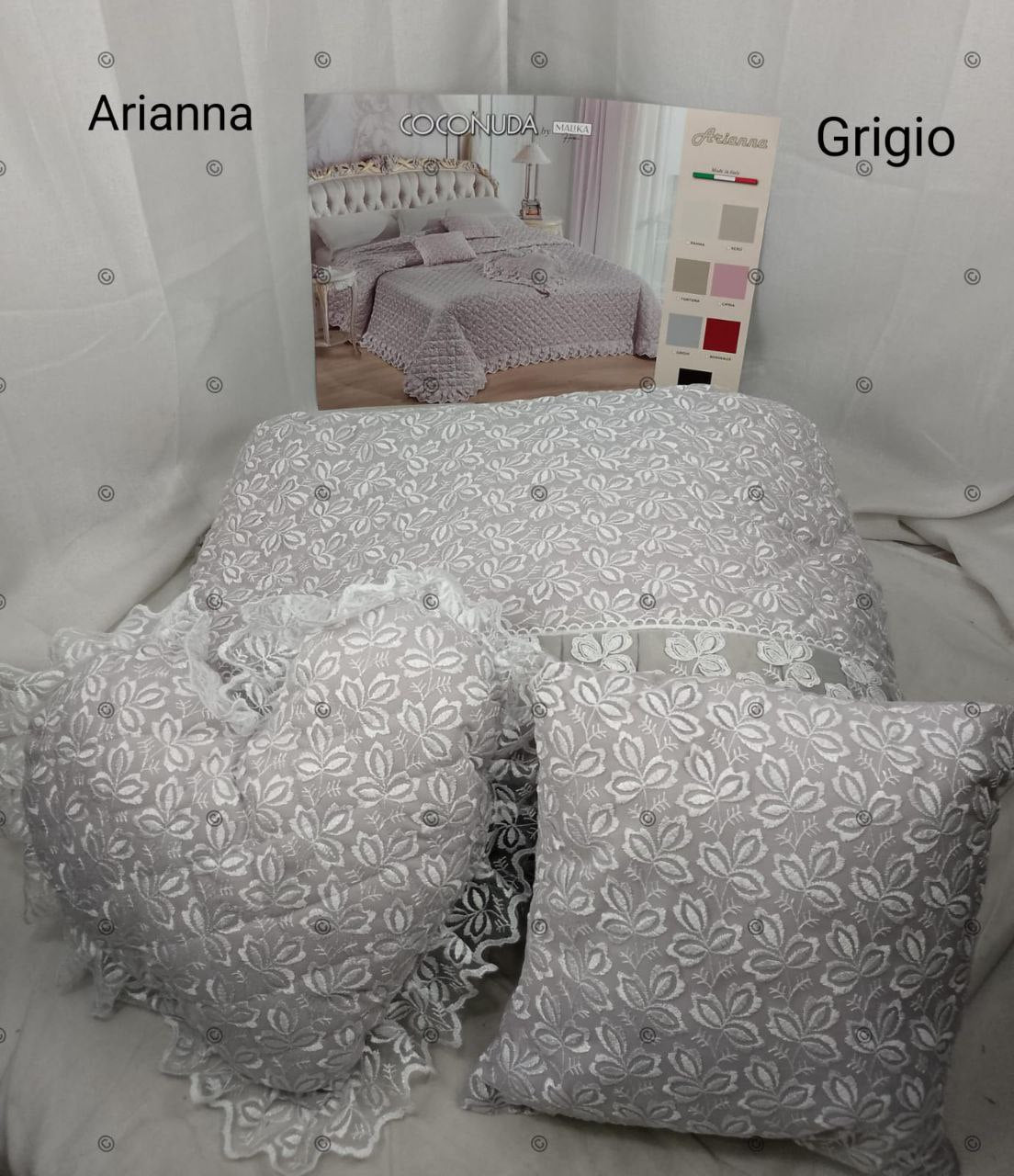Trapuntino con Tutto Macramè e Organza Ricamato