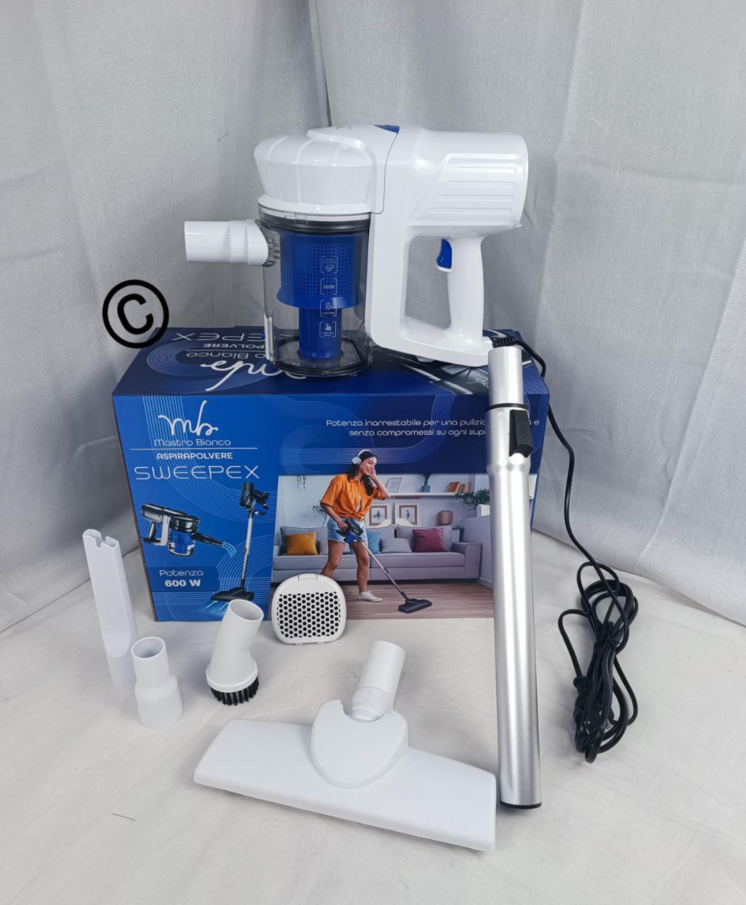 ASPIRAPOLVERE CON CAVO&nbsp;