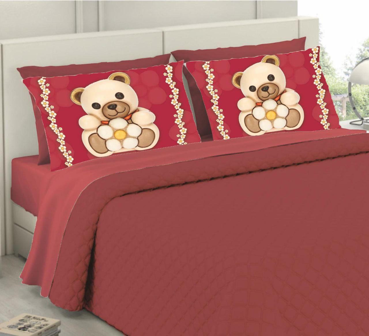 Lenzuola in tinta unita con quattro federe coordinate