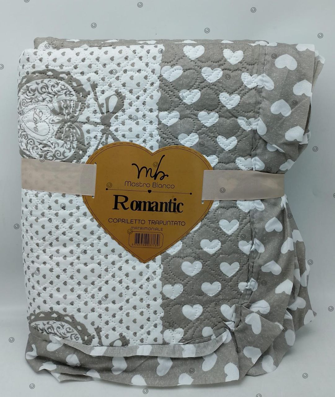 Trapuntino con balzo con ricamo in rialzo