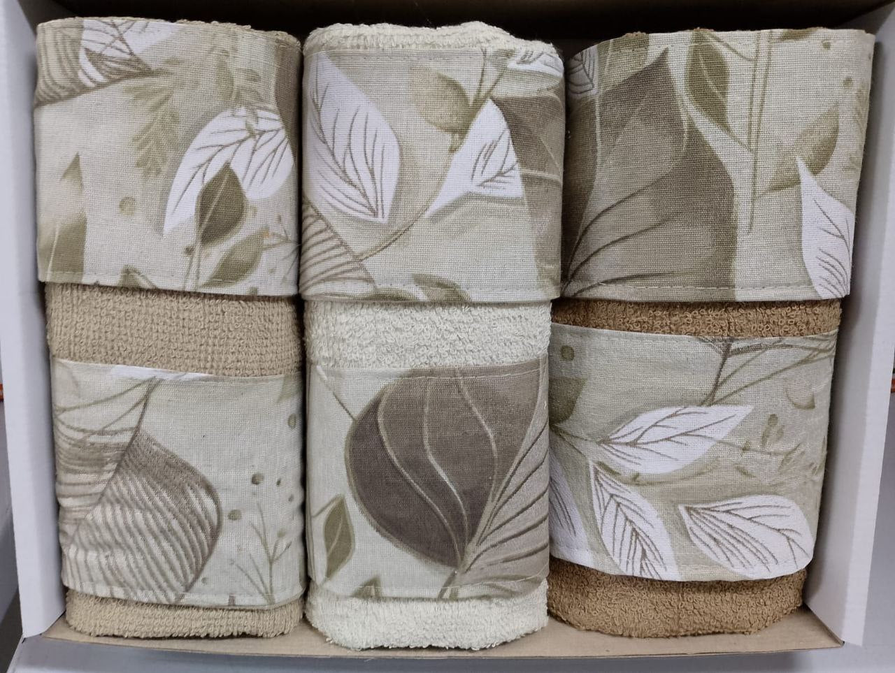 Set asciugamani 3 più 3 ospiti.