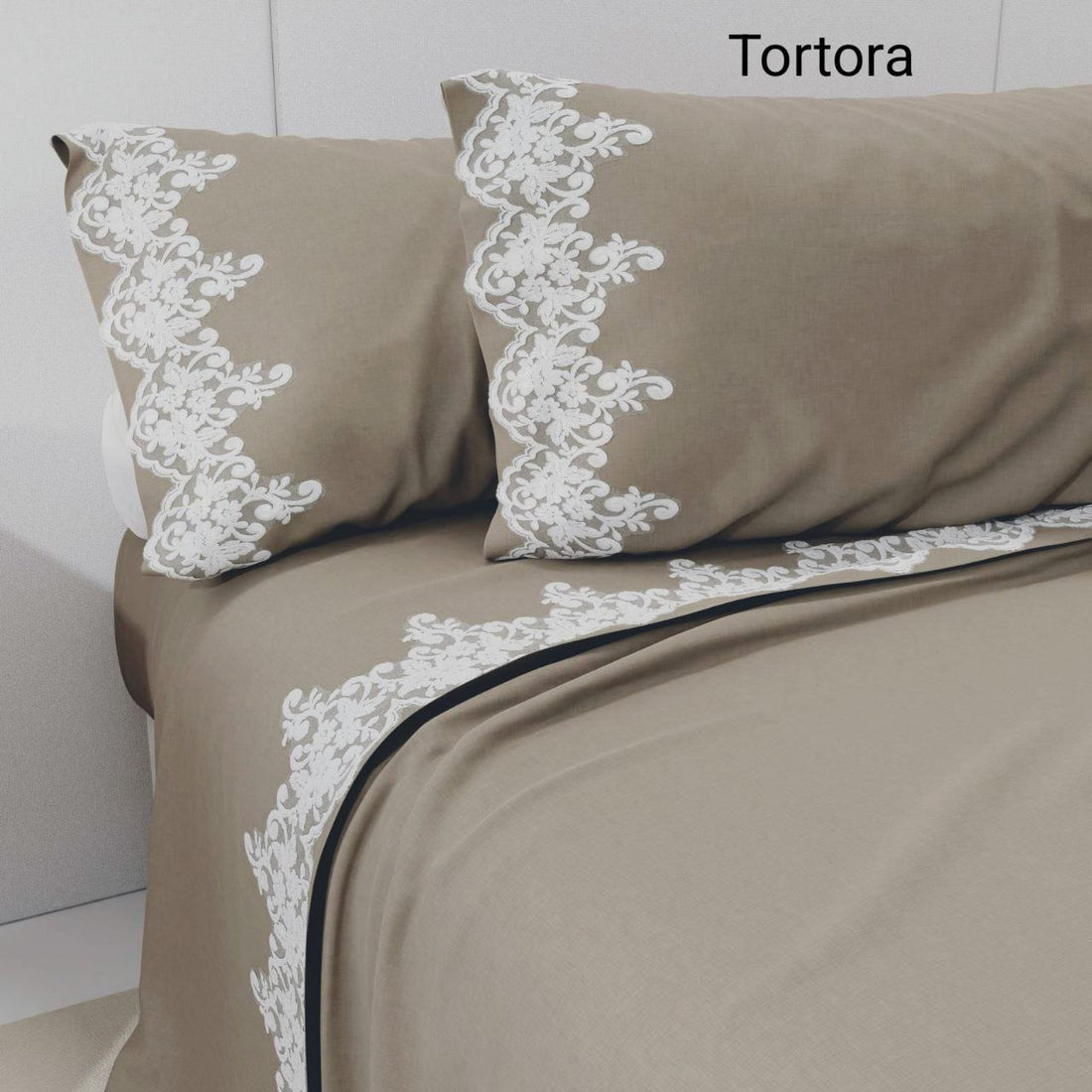 Lenzuola a Tinta Unita con Balza e Pizzo in Organza Macramè